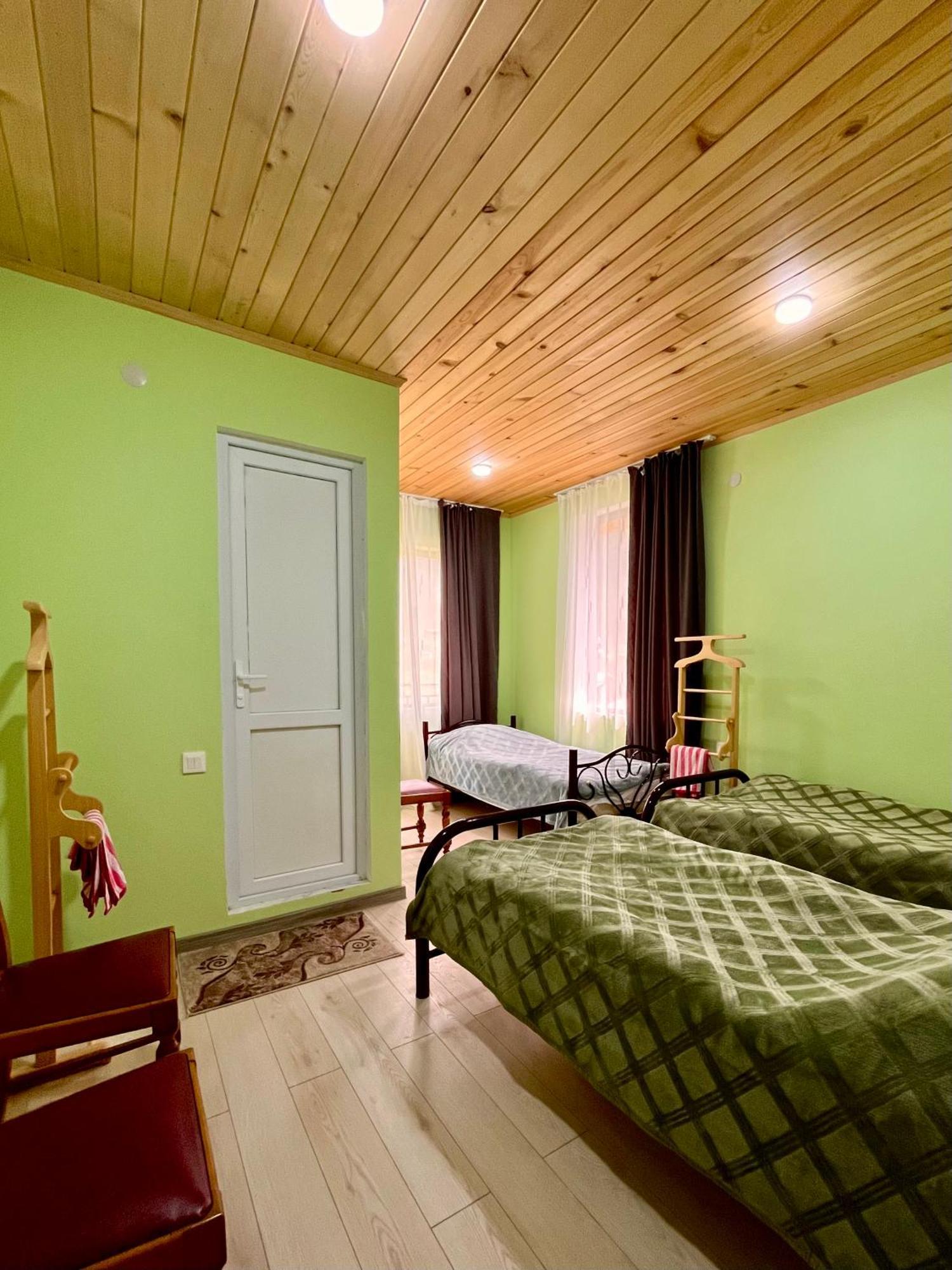 Gamarjoba Guest And Art House Hotel Ushguli Luaran gambar